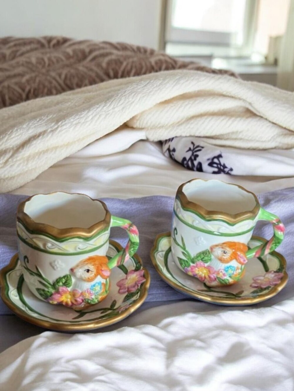80'S WMG (2 set) 3D Bunny Mugs/Saucers Collectible Garden Floral Flower Style